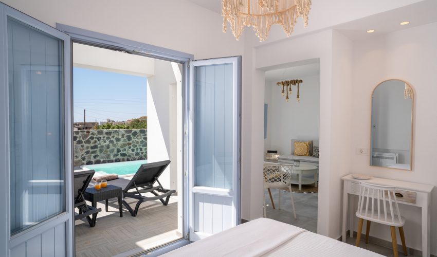 Santorossa Luxury Villas